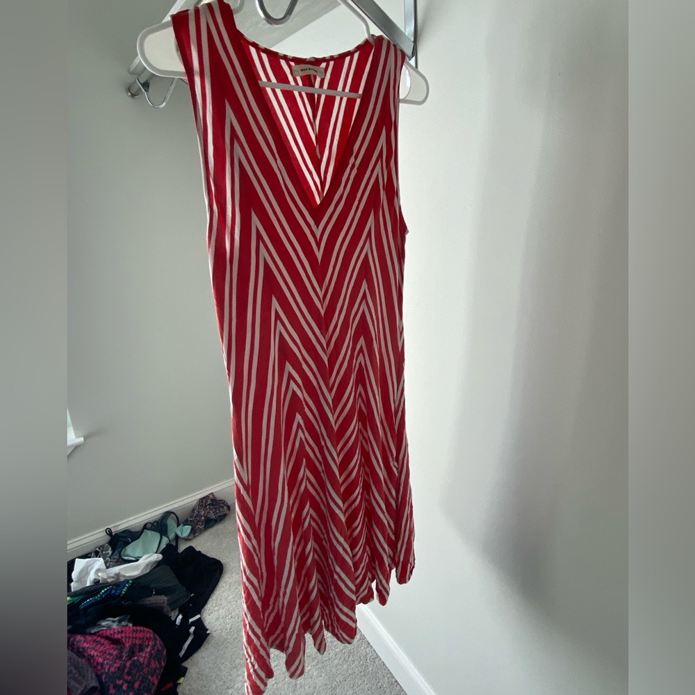 Dress red and white